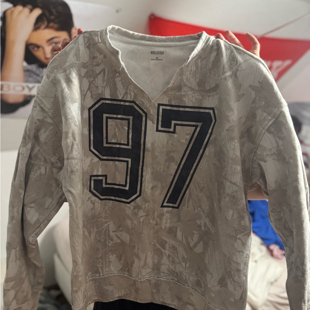 Hollister Gray V-Neck Sweater with Bold '97' Design